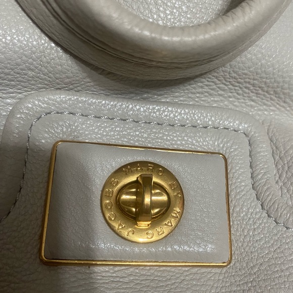 Marc by Marc Jacob’s Revolution Leather Zip Tote - Picture 6 of 13